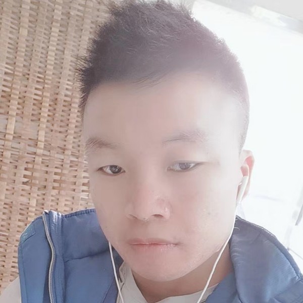 异瞳的照片