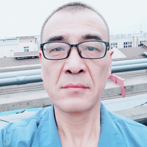 落寂野狼的照片