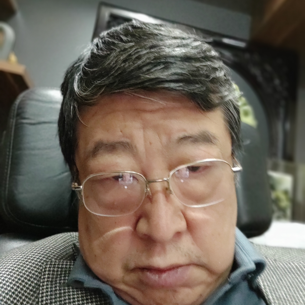 阳光照耀8888的照片
