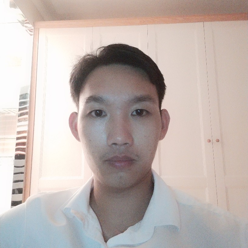 平凡又平庸的人的照片