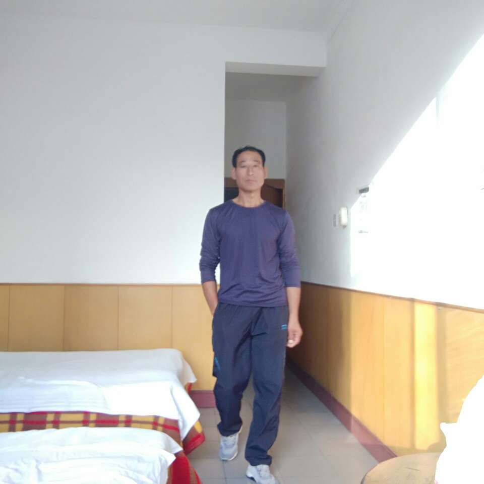 画笔爱刻苦的照片