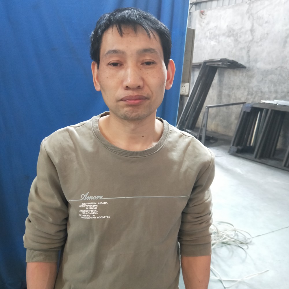 合适多么黑猫的照片