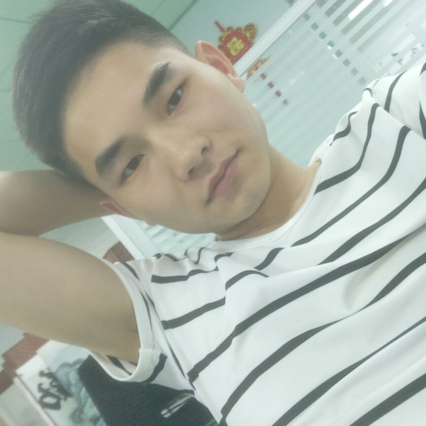小鸭子扯体贴的照片