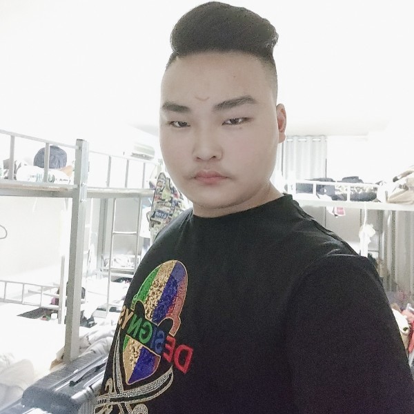 如梦相许专注的照片