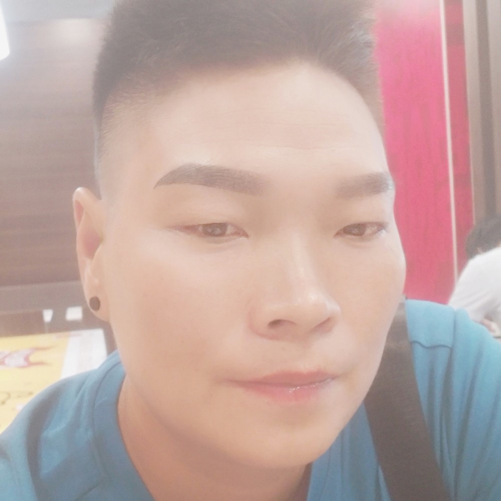 彭文浩的照片