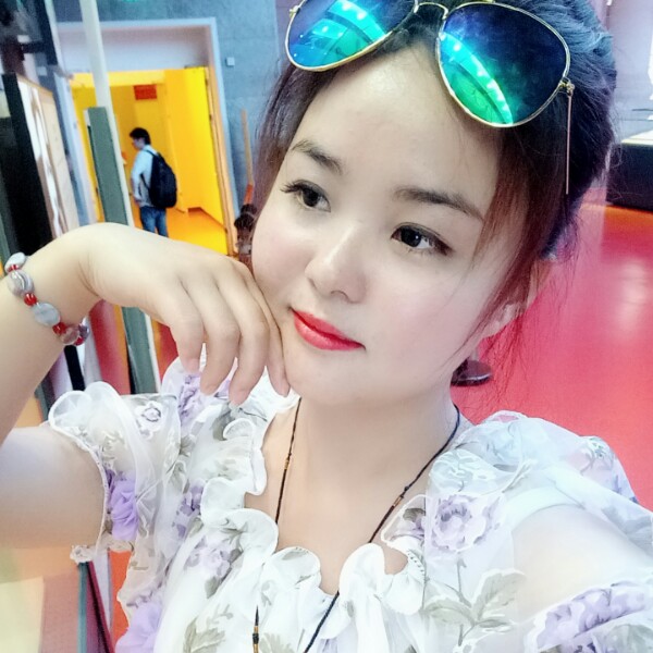 时倾的照片
