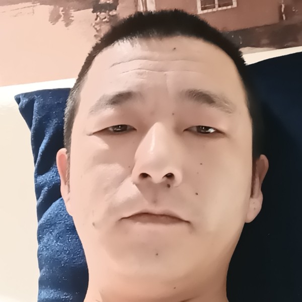 初妆还傲娇的照片