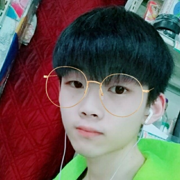 温婉打长颈鹿的照片