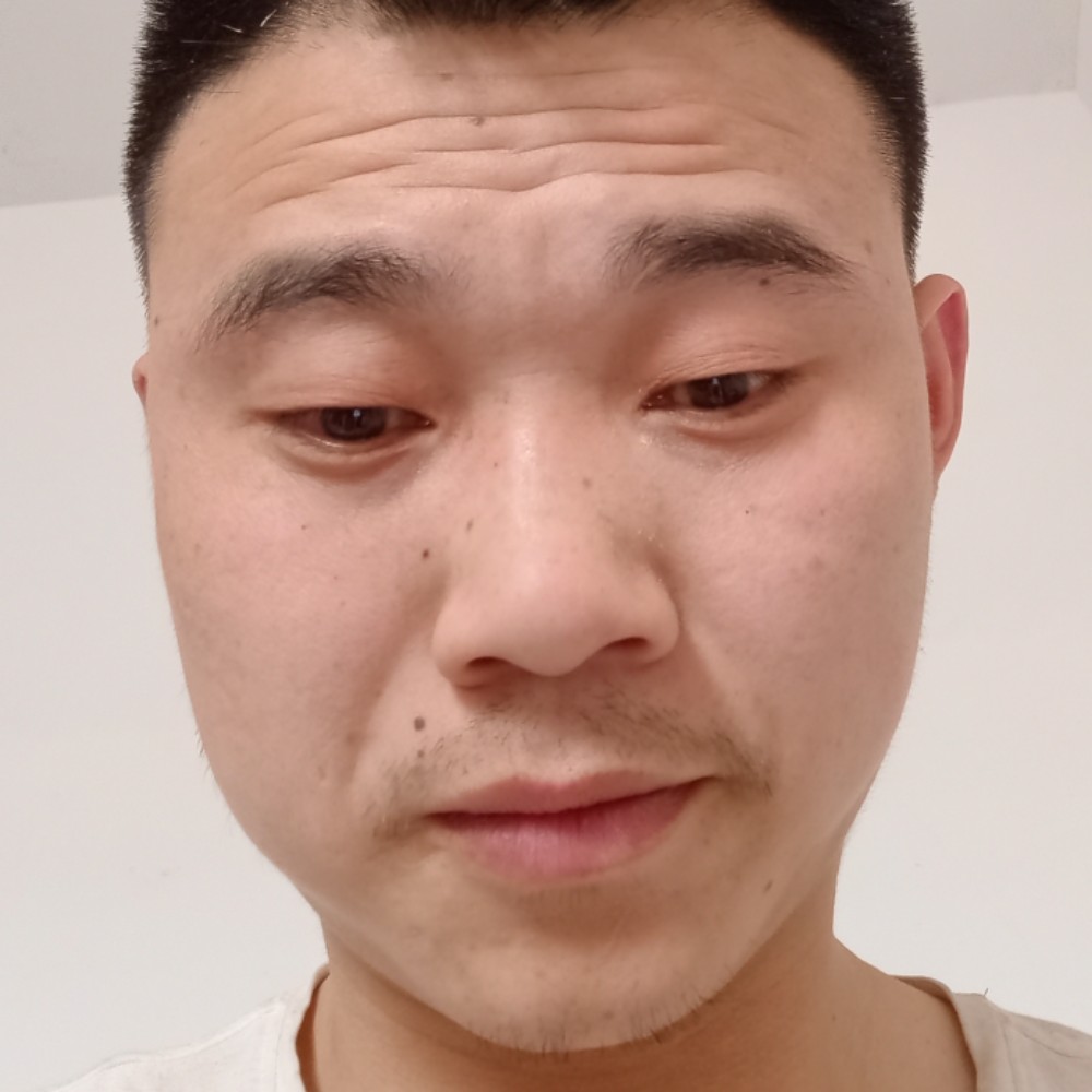 爱笑笑泪雨的照片