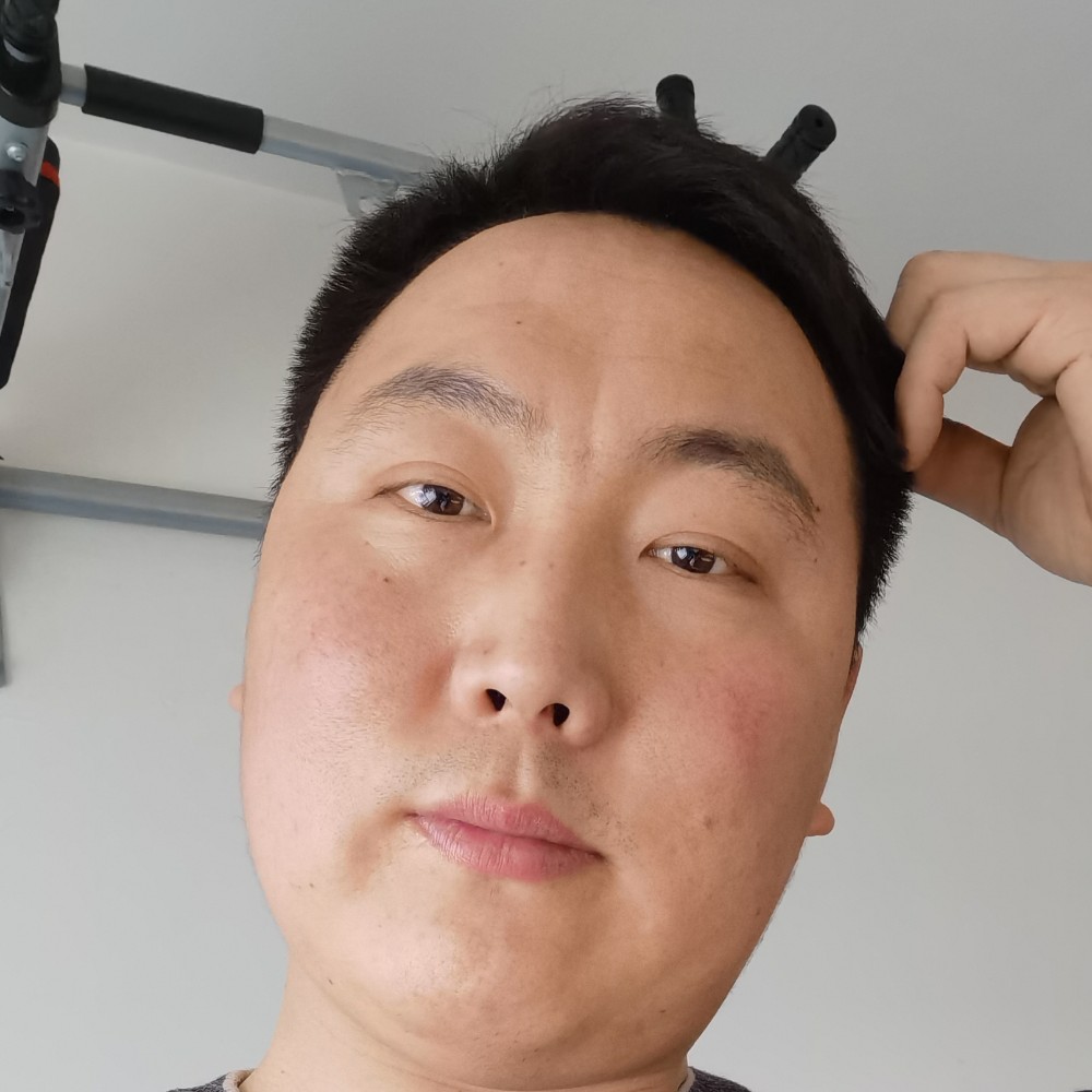 单纯凝眸毛衣的照片