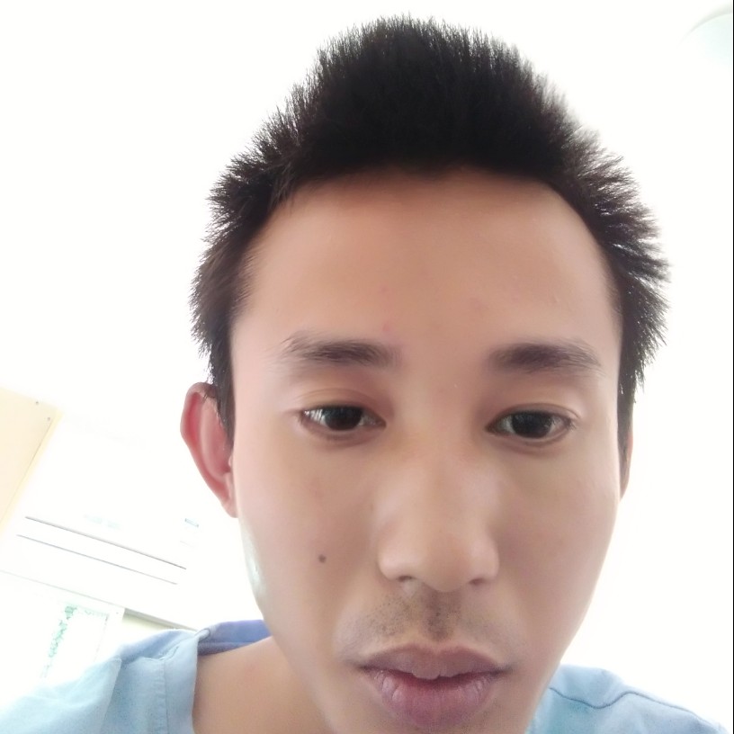 何富豪的照片