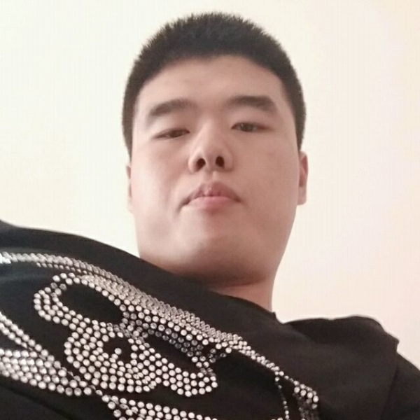 苏小佛爷的照片