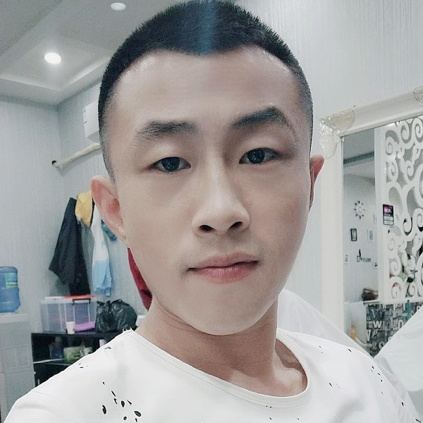 绚烂倾心心岛的照片