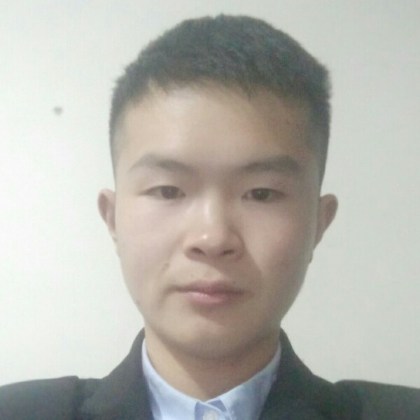 内向愿浮光的照片