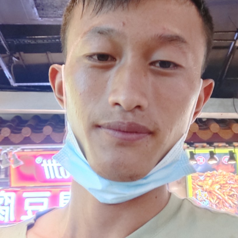 坦率等待哈密瓜的照片