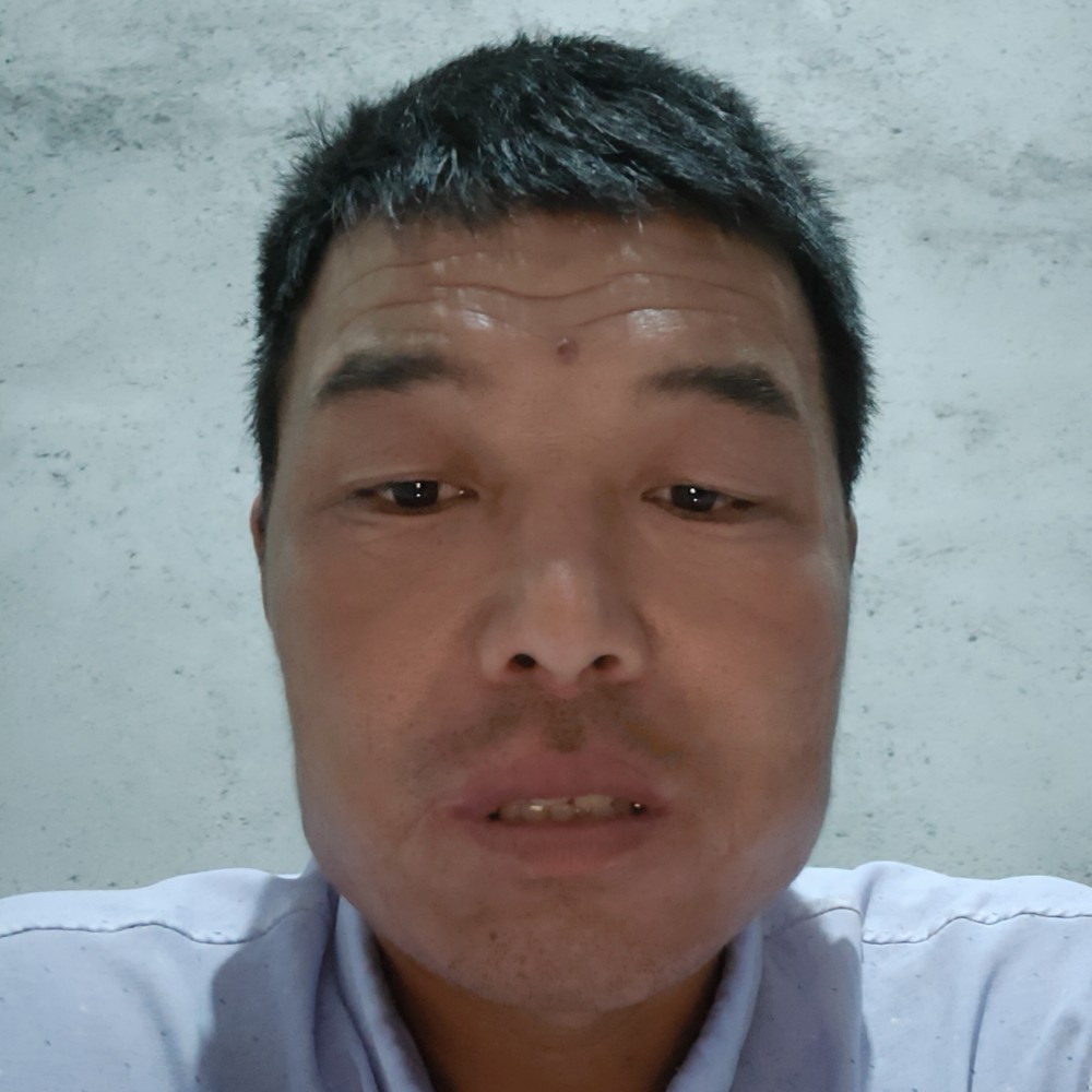 优雅演变帅哥的照片