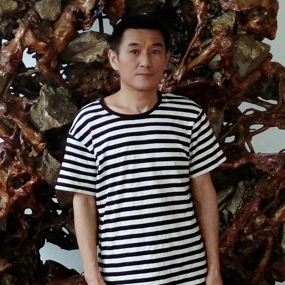 给爷跪着唱征服的照片