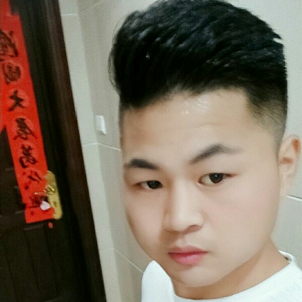枫叶也泪流的照片