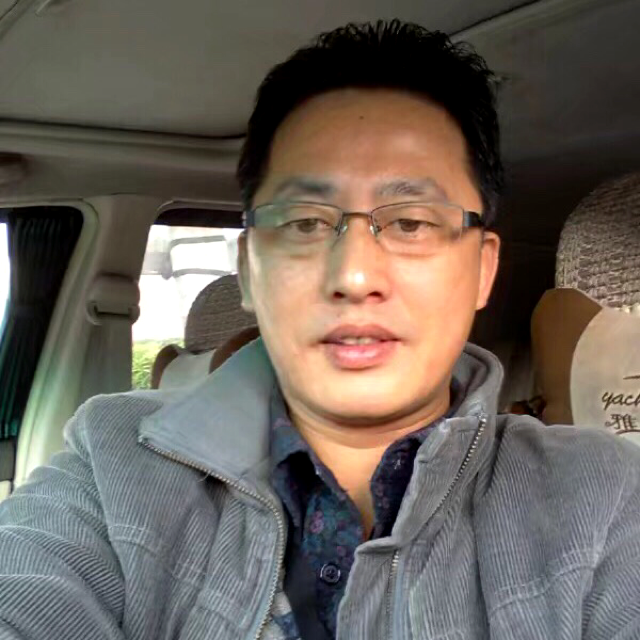 跳跃等待冬天的照片