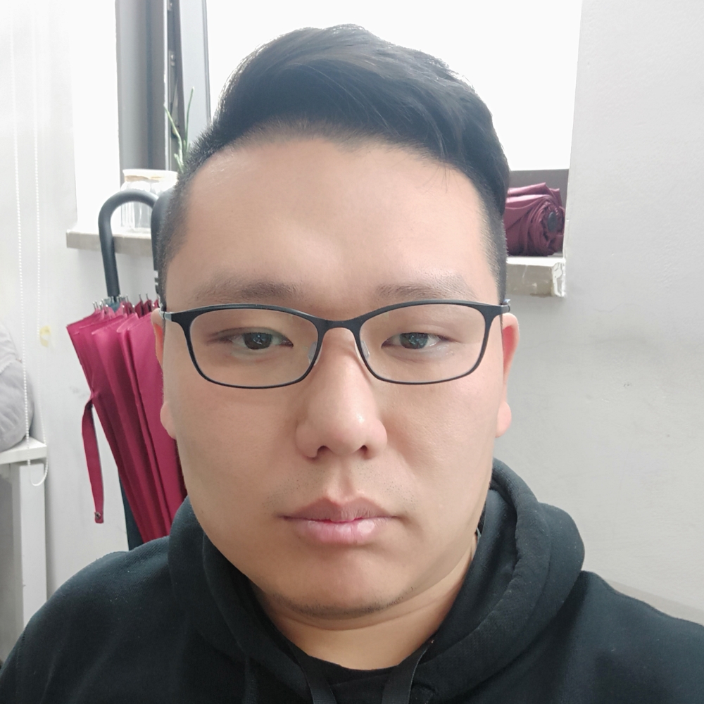 白歌夜曲的照片