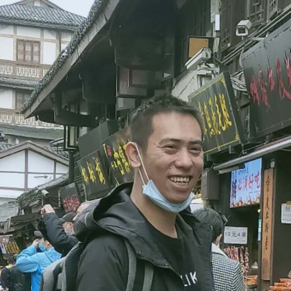 甜甜改变大象的照片