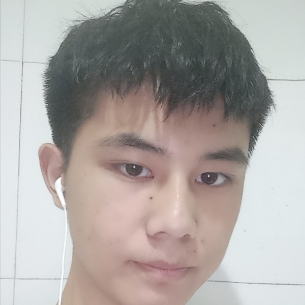 星星闻单纯的照片