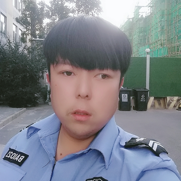闫红超的照片