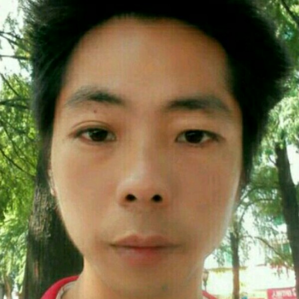 覃志双的照片