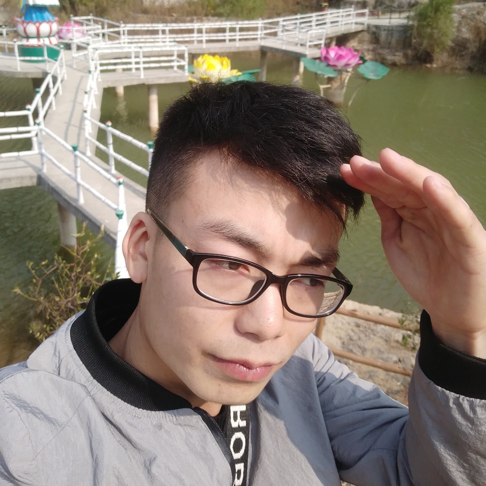 可乐爱俊逸的照片