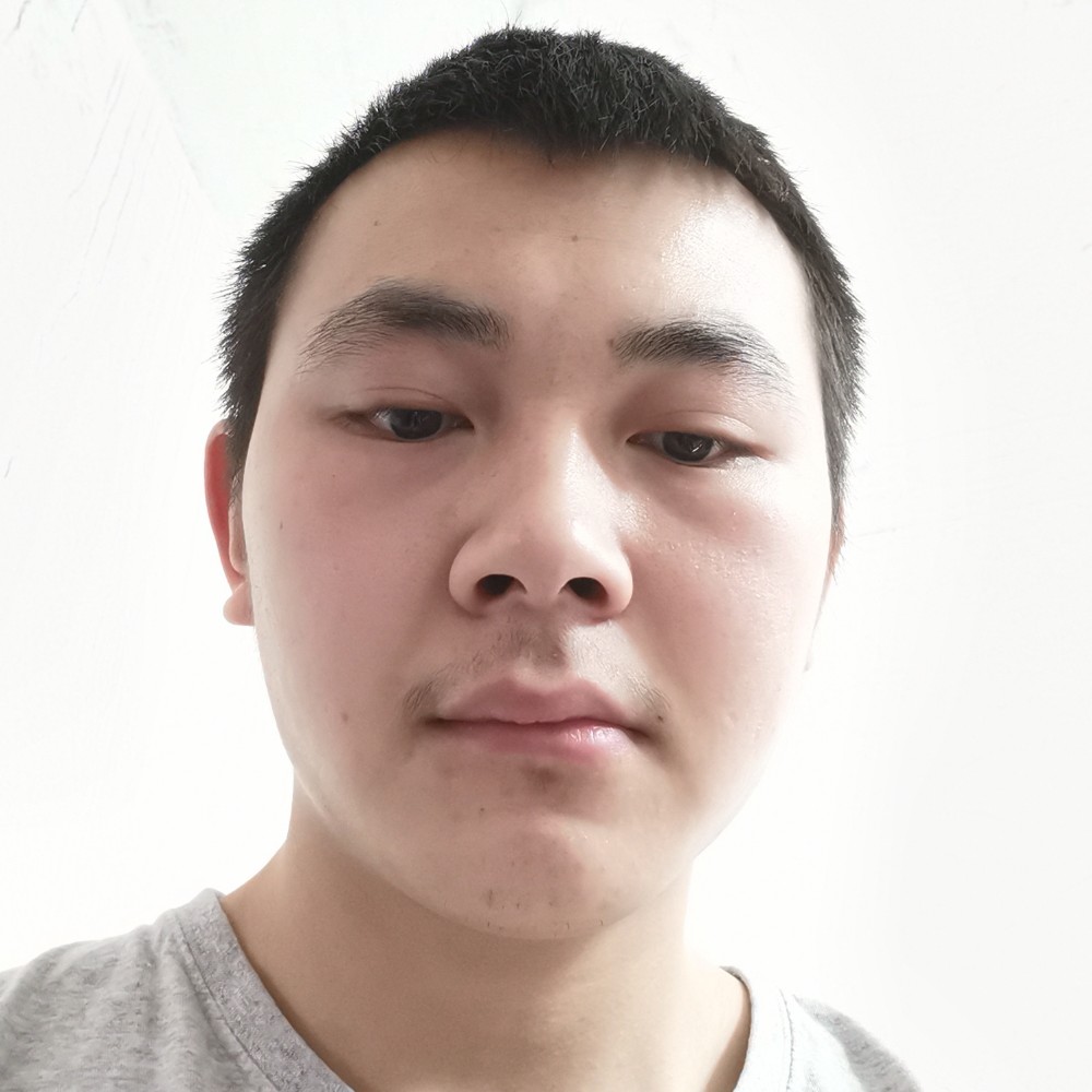 邱运龙的照片