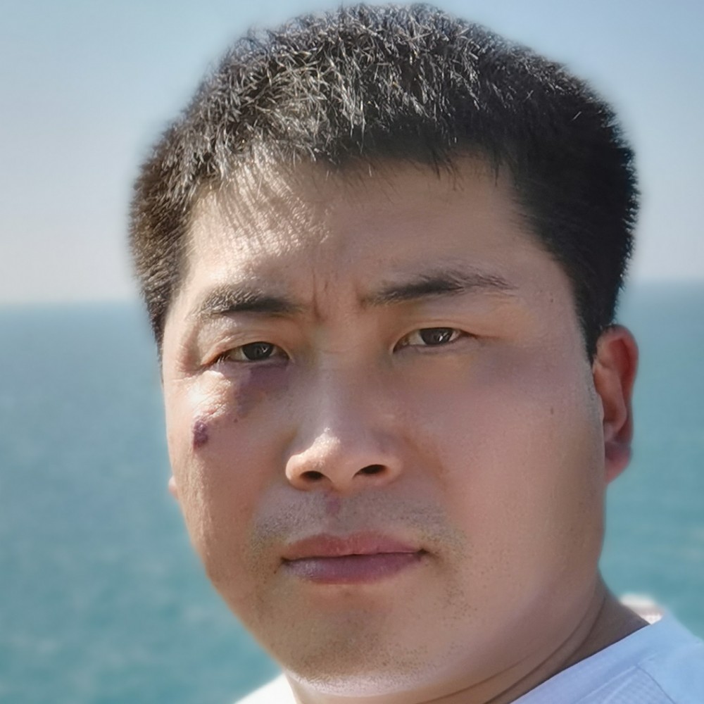 哈密瓜深拥零碎的照片