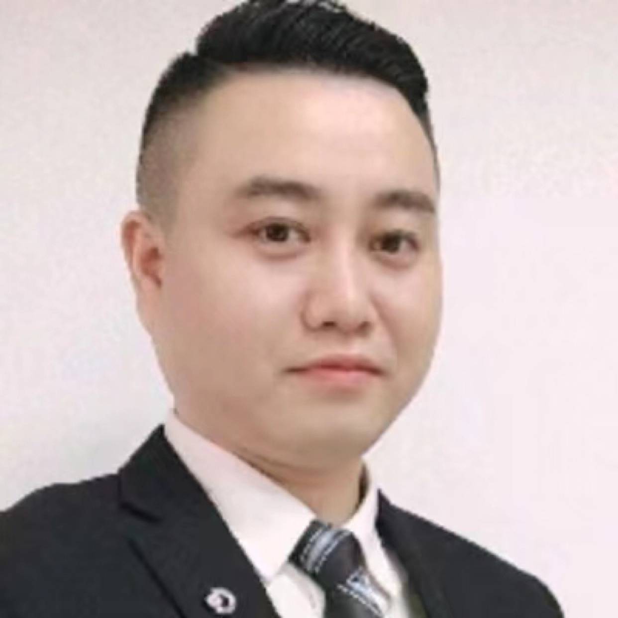 可乐凝眸贤惠的照片