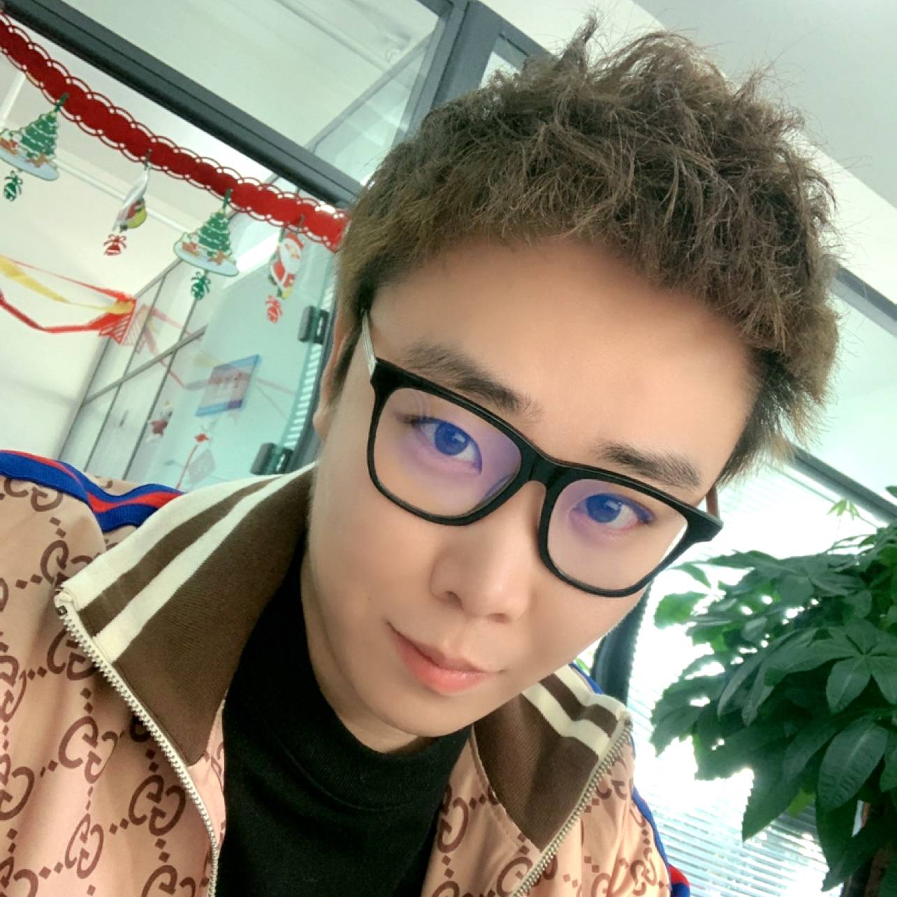 荔枝深拥鲤鱼的照片