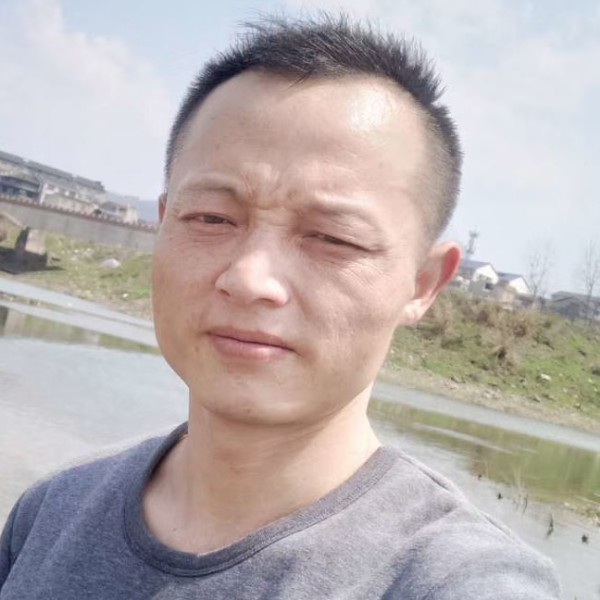 时刻盯着你的坏蛋的照片