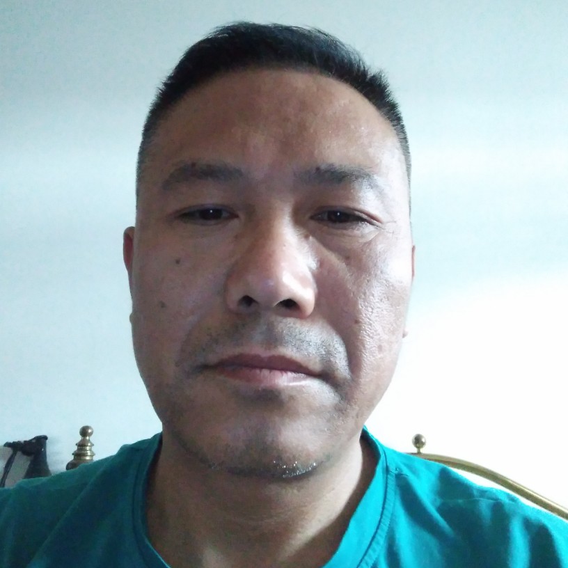 龙哥7585的照片