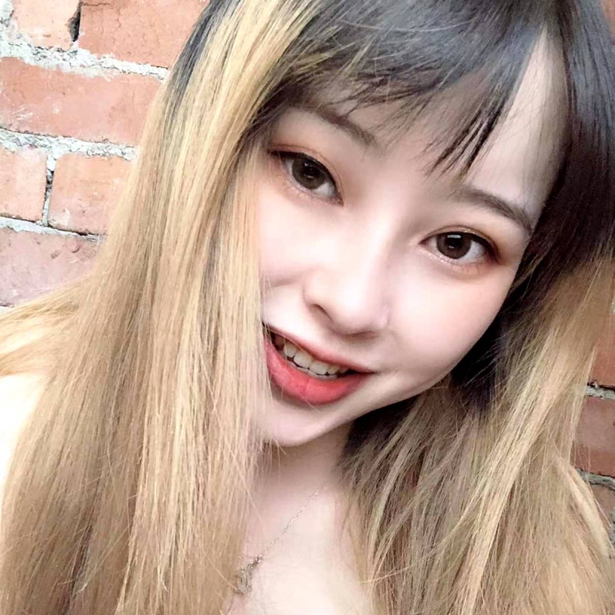 水杯那爱听歌的照片
