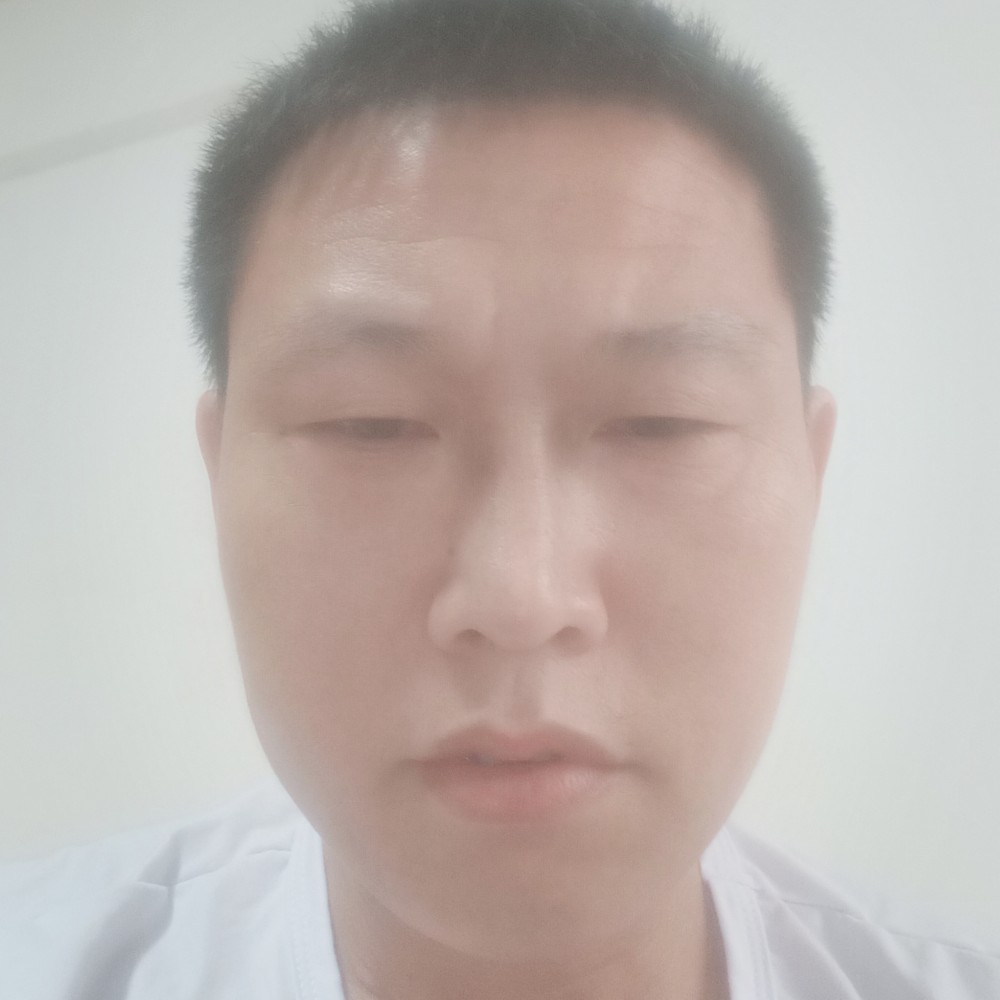红思恩的照片