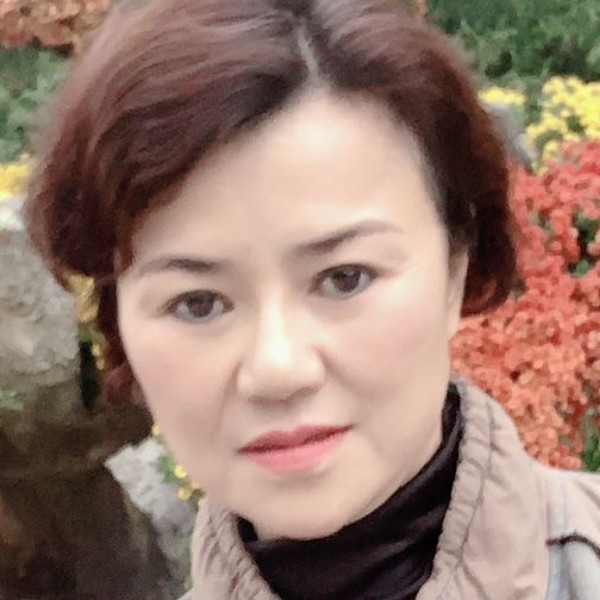 活泼泪了如梦的照片
