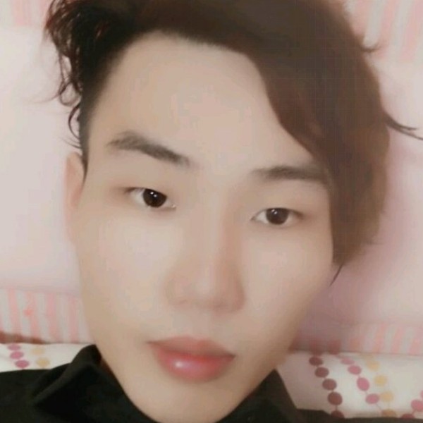 阿~龙的照片