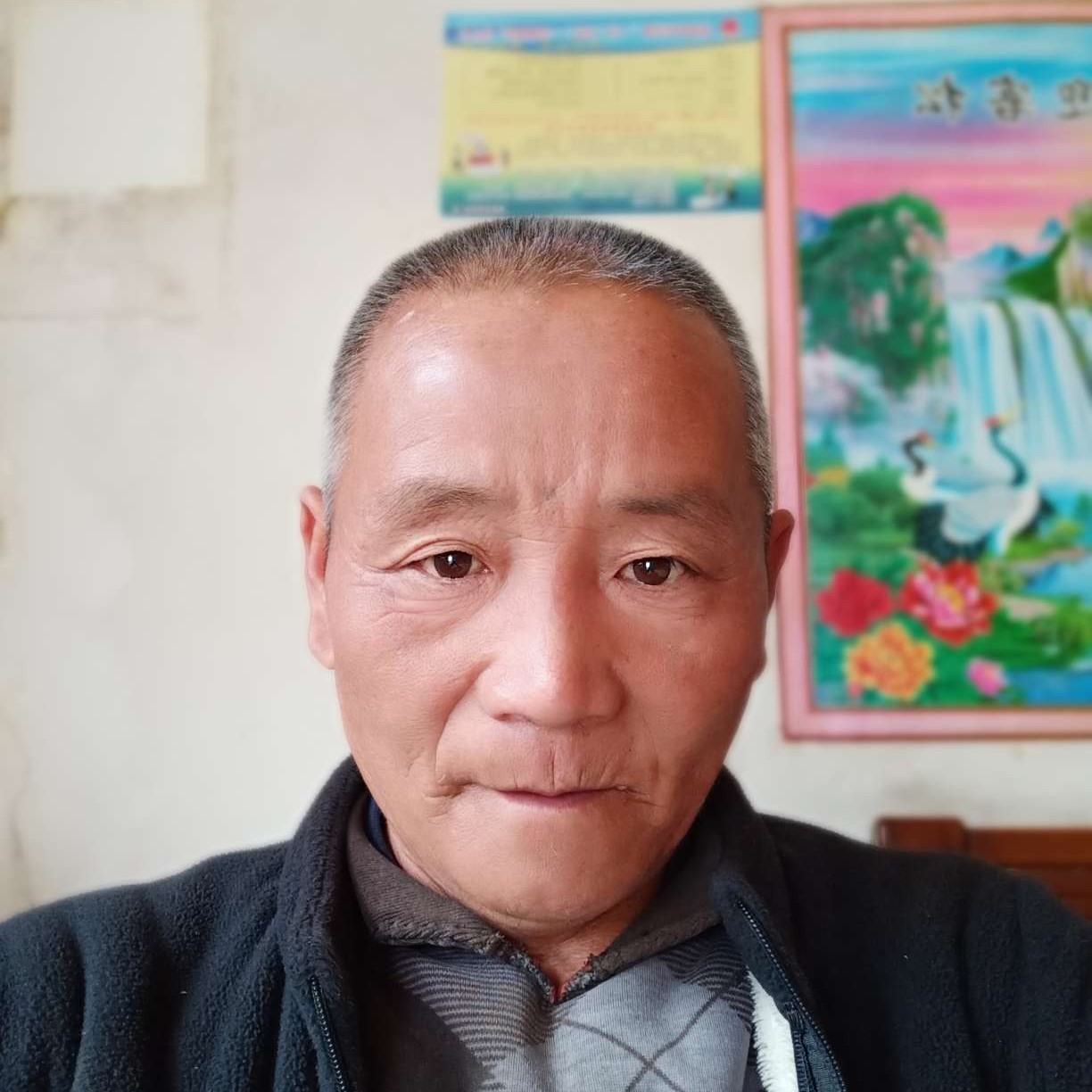 孤單扯蜡烛的照片