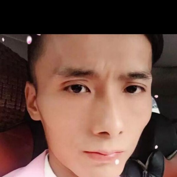 笑靥与華麗的照片