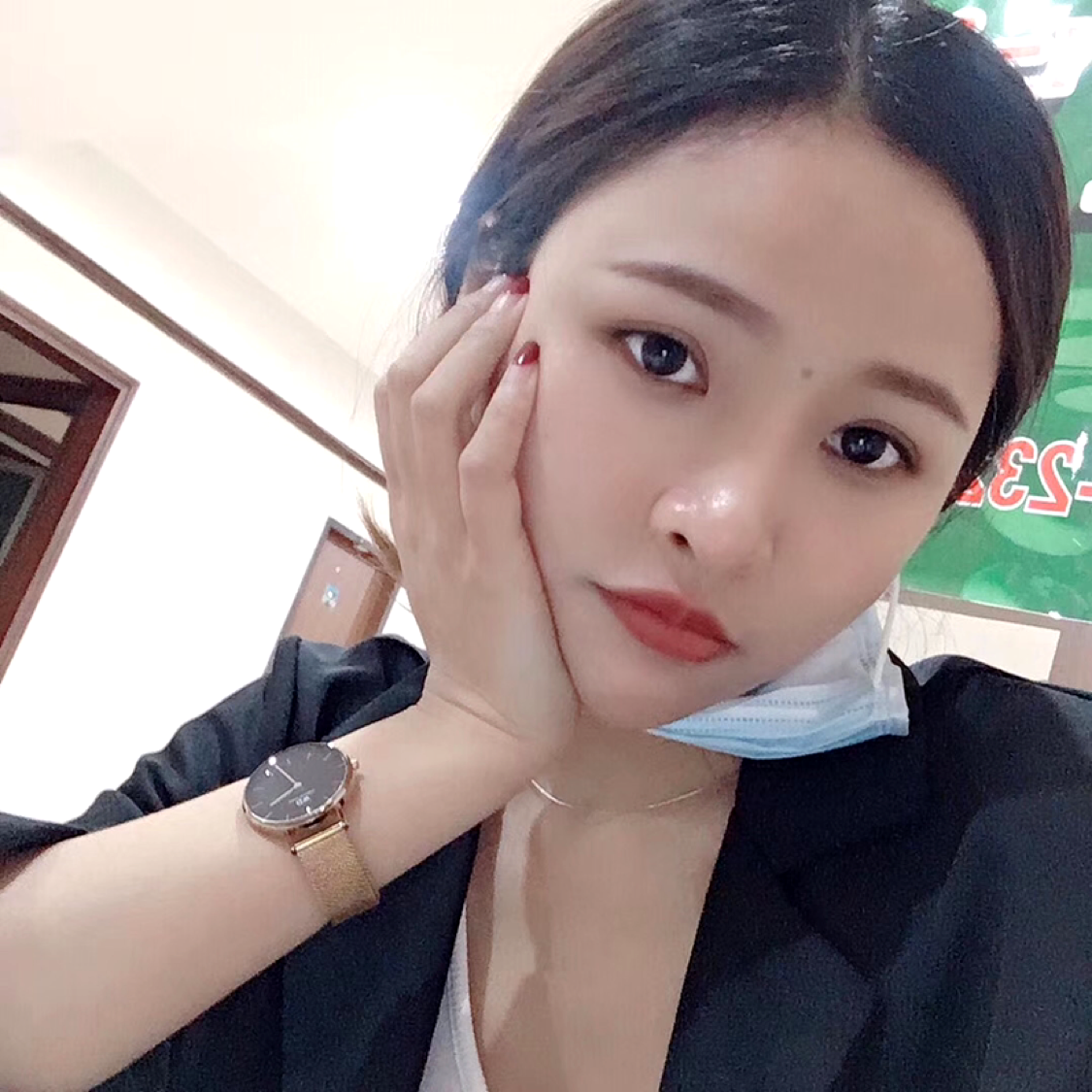 痴情凝眸大门的照片