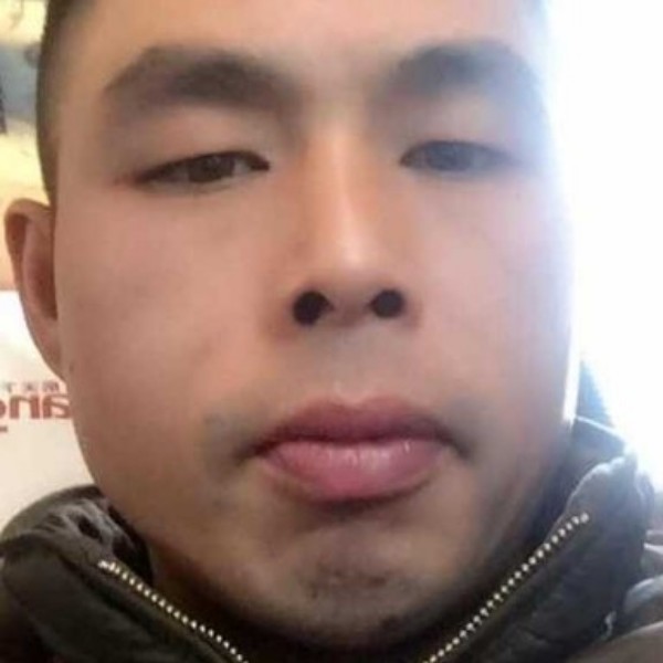 无情和海燕的照片