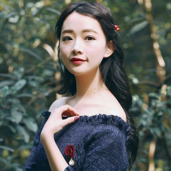 吴莹的照片