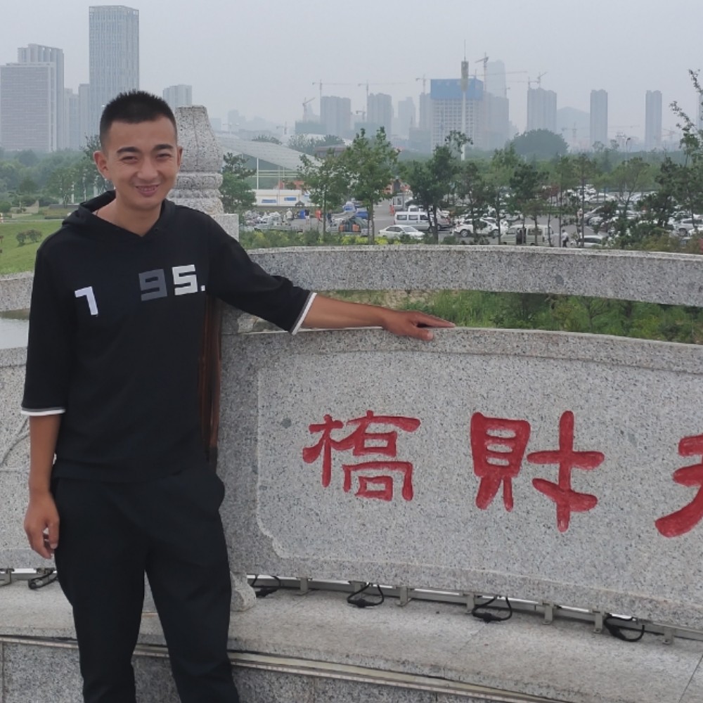 跳跃苦恋硬币的照片