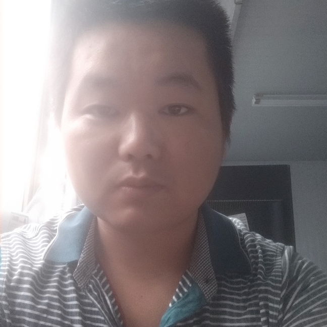 孤独柜子的照片