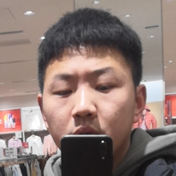 软耳蜜桃兔的照片