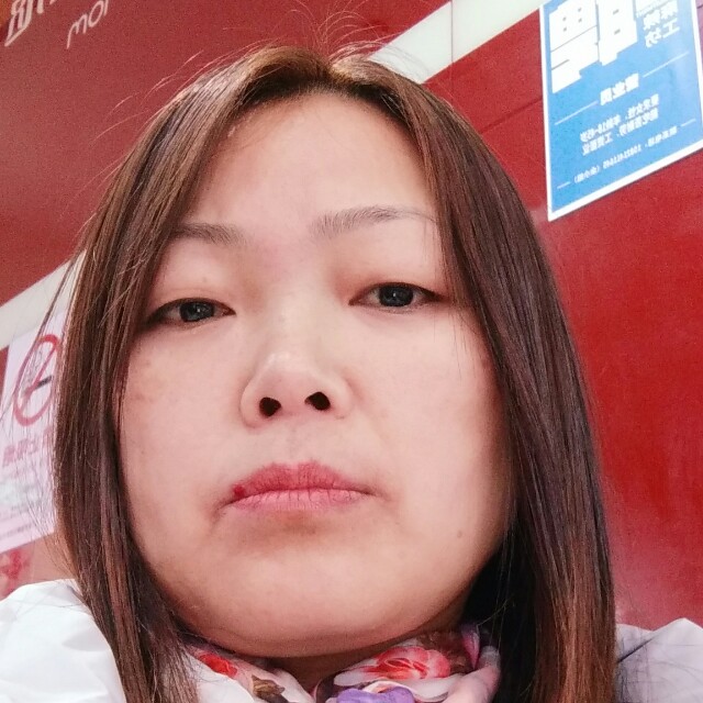我有一个隐形的翅的照片