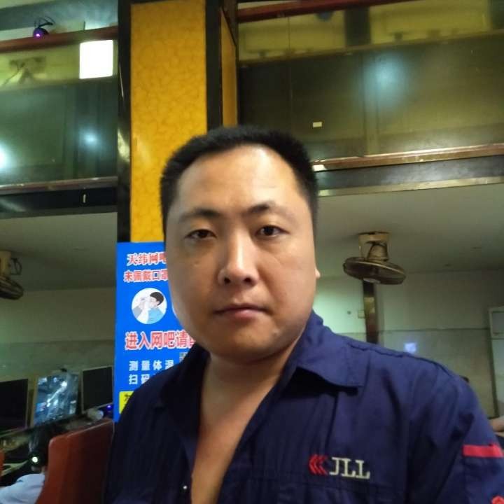 发嗲爱恋牛排的照片