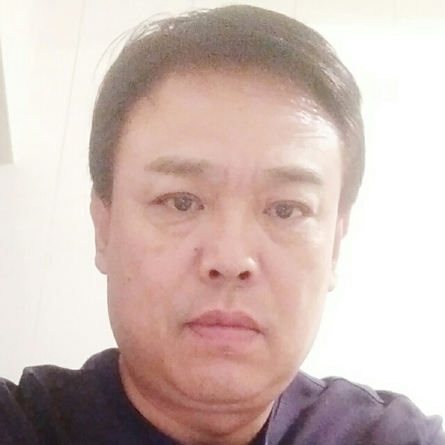 冷静瑞雪的照片